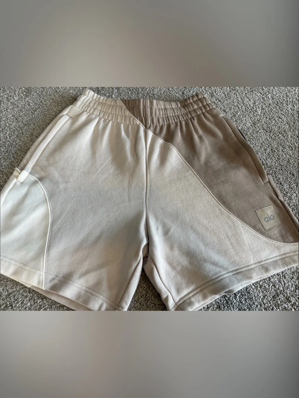 ALO Yoga Two-Tone Cream and Tan Athletic Shorts